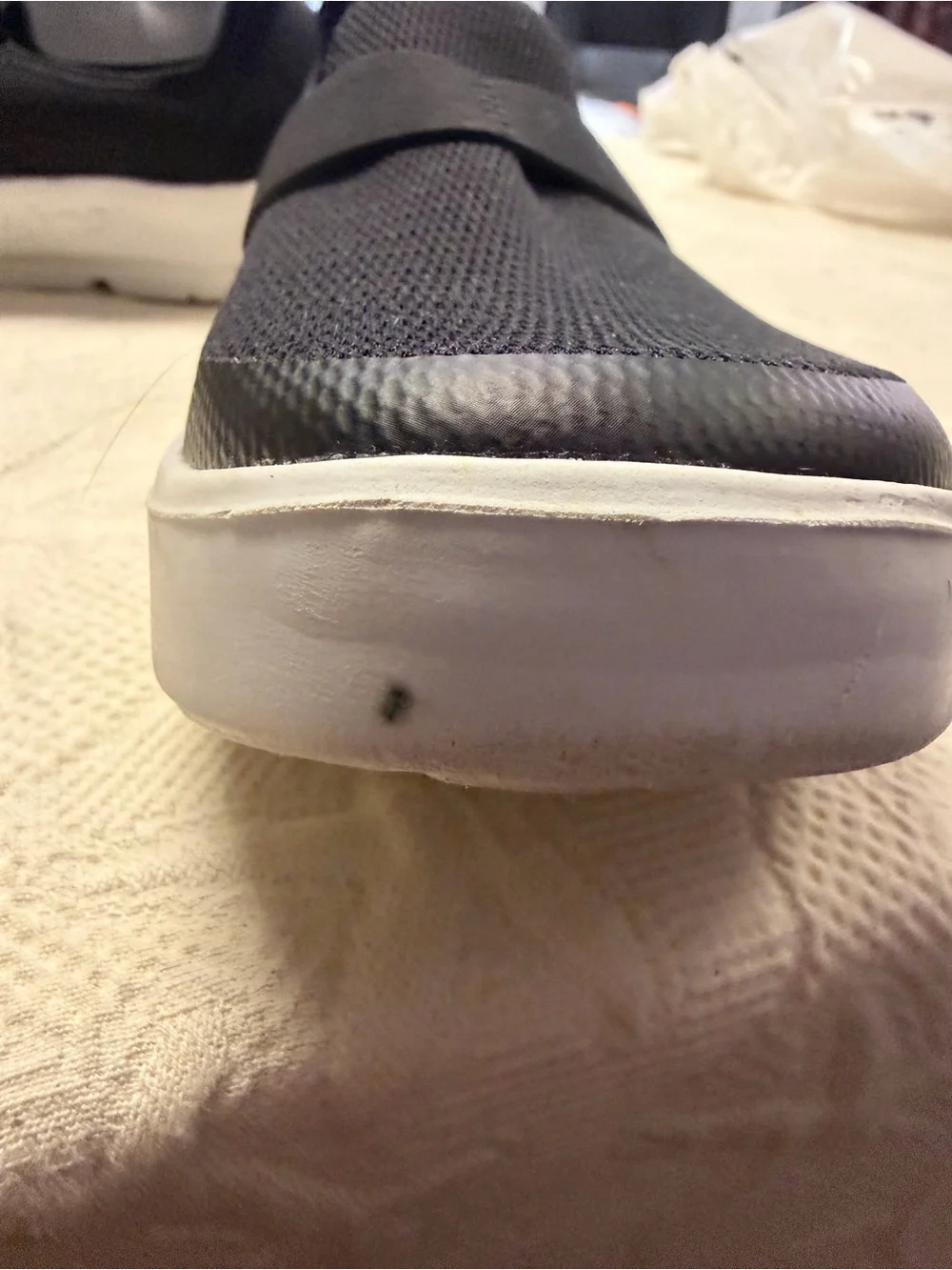 OOFOS OMG Ezee-Low 8.5